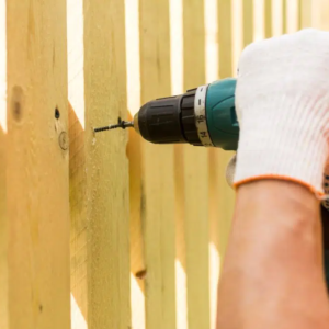 5 Types of Questions to Ask Fencing Companies